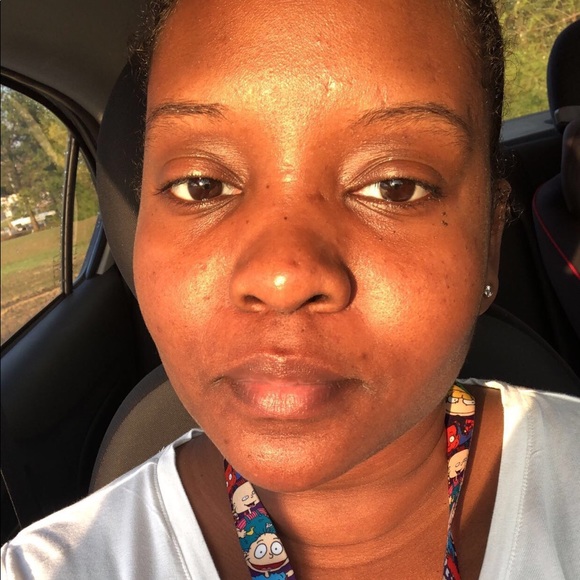 Meet your Posher, Monique - Picture 1 of 1